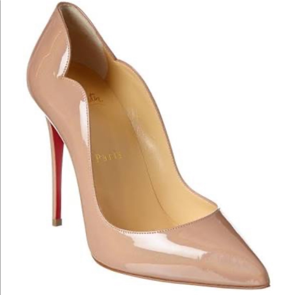 REPOSHING - Christian Louboutin nude heels